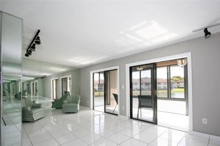 9626 W Mcnab Rd 206, Tamarac, Florida 33321, USA