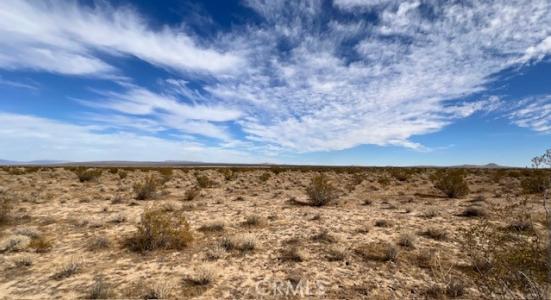 Neualia Road, California City, Californie 93505, États-Unis