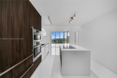 851 NE 1st AVE 2106, Miami, Florida 33132, USA