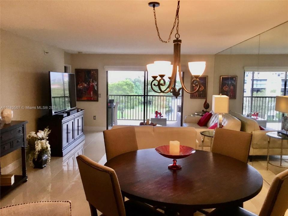 2334 S Cypress Bend Dr 501, Pompano Beach, 佛罗里达州 33069, 美国