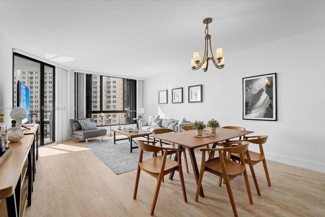 520 Brickell Key Dr A1513, Miami, 플로리다 33131, 미국