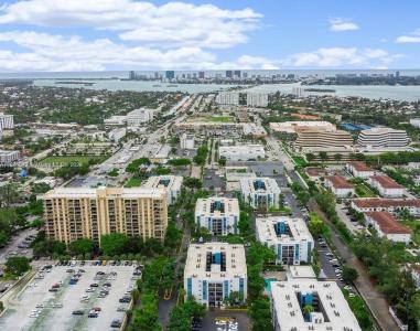 1470 NE 123rd St A902, North Miami, Florida 33161, USA
