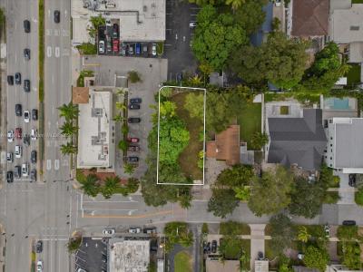 615 SE 7th St, Fort Lauderdale, פלורידה 33301, ארצות הברית של אמריקה 