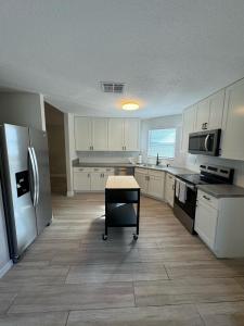 2019 E Louisiana Avenue, Tampa, Florida 33610, USA