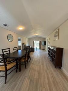 2019 E Louisiana Avenue, Tampa, Florida 33610, USA