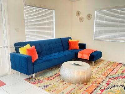 4521 NW 4th St 4521, Miami, Florida 33126, USA