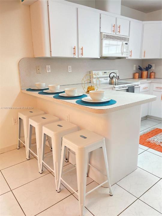 4521 NW 4th St 4521, Miami, Florida 33126, Estados Unidos