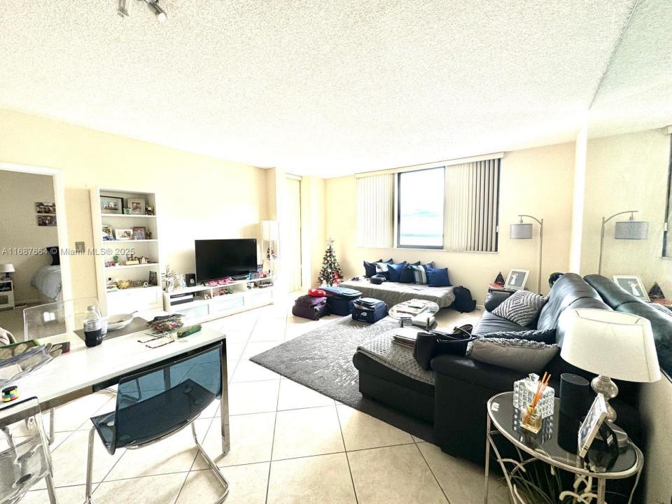540 Brickell Key Dr 1801, Miami, Флорида 33131, Соединенные Штаты