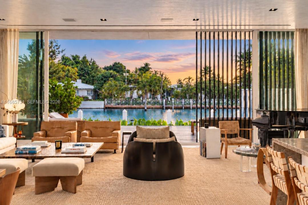 1041 W 48th St, Miami Beach, Florida 33140, Estados Unidos