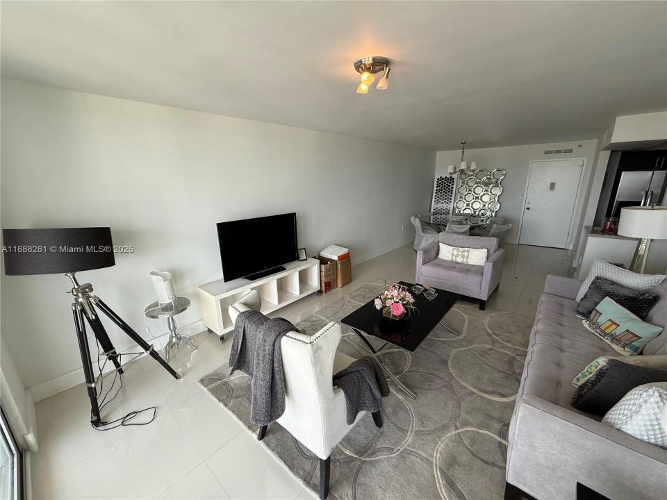2780 NE 183rd St 2107, Aventura, 플로리다 33160, 미국