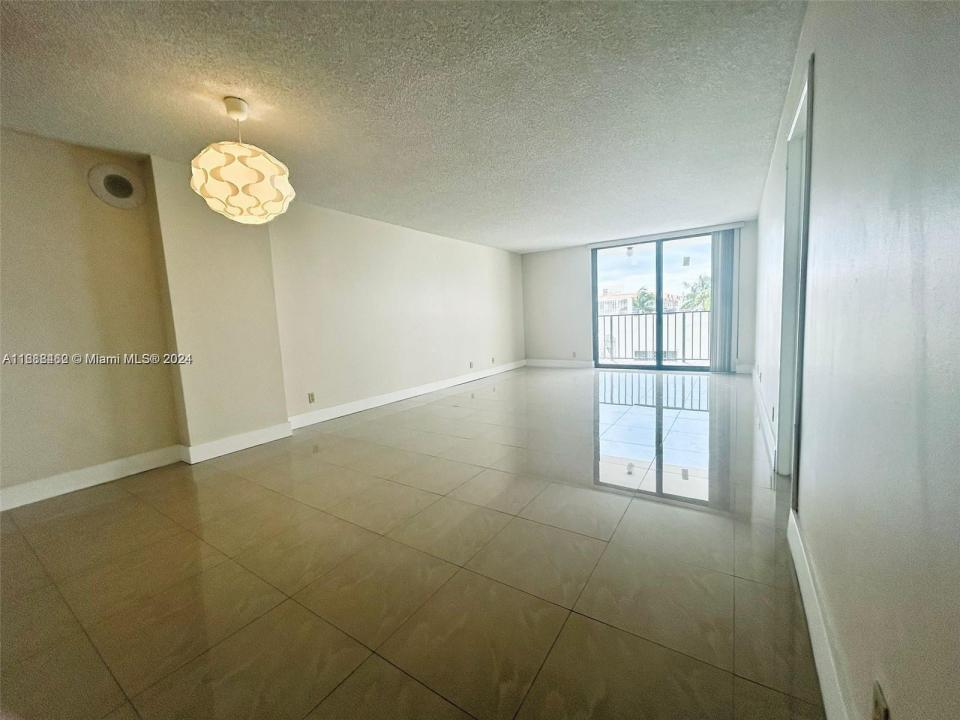 Miami Beach, Floryda 33140, USA