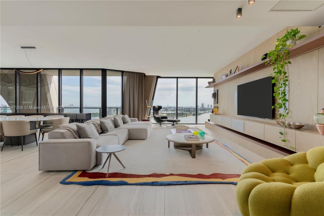 1000 Biscayne Blvd 2702, Miami, Floride 33132, États-Unis