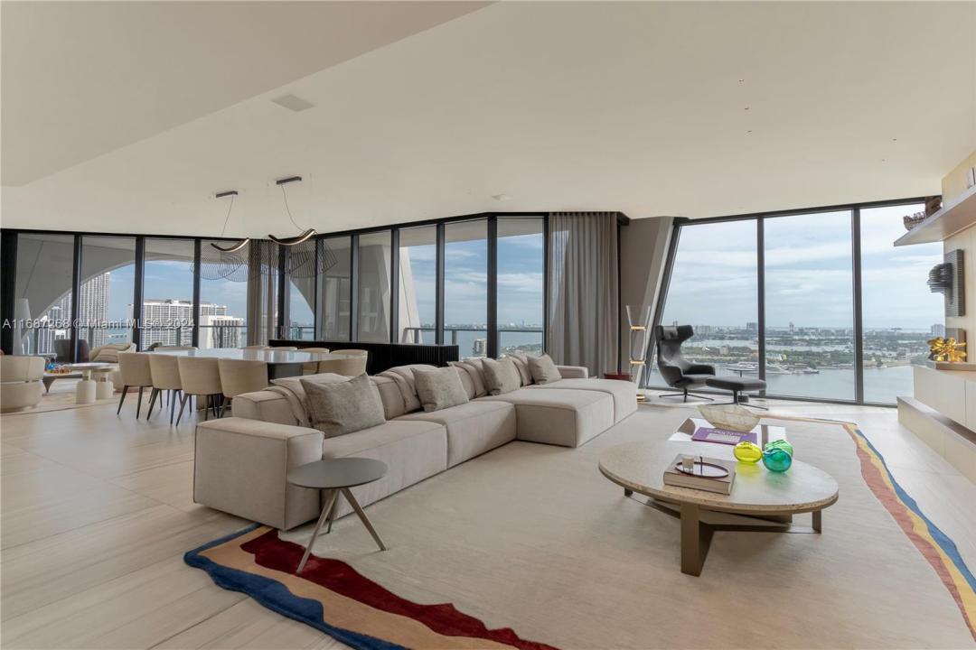 1000 Biscayne Blvd 2702, Miami, Floride 33132, États-Unis