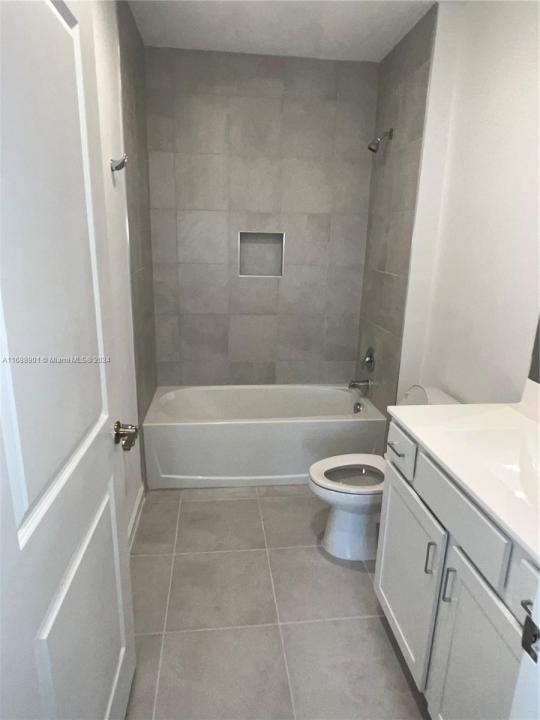 725 Worlington Ln, Fort Pierce, 佛罗里达州 34947, 美国