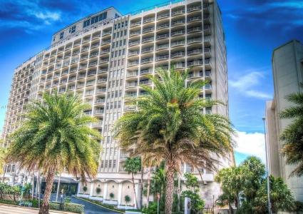 5401 Collins Ave 412, Miami Beach, Florida 33140, USA