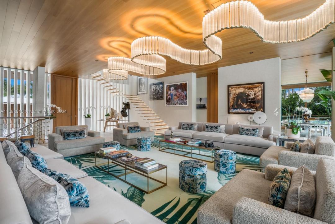 Miami Beach, Florida 33140