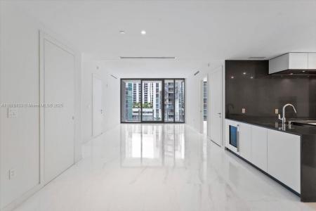300 Biscayne Blvd Way 4609, Miami, Florida 33131, USA