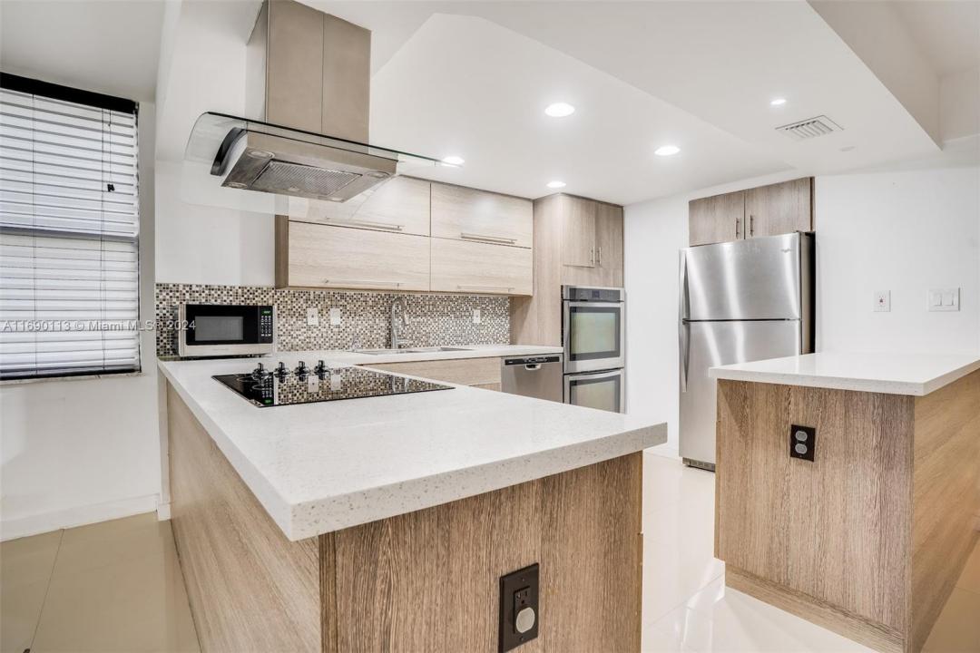 20350 W Country Club Dr 120-4, Aventura, Florida 33180, Estados Unidos