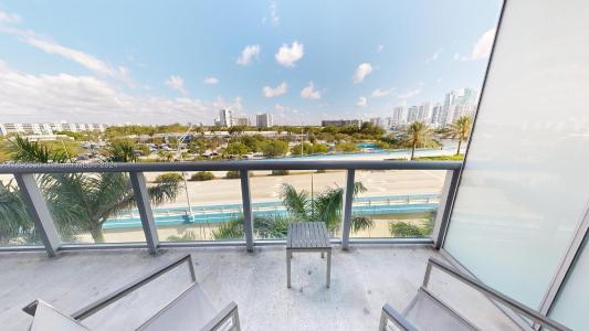 2602 E Hallandale Beach Blvd R610, Hallandale Beach, Florida 33009, USA