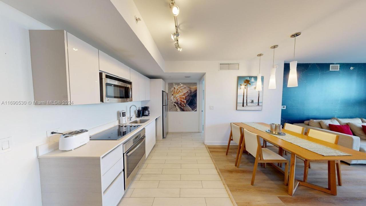2602 E Hallandale Beach Blvd R610, Hallandale Beach, フロリダ 33009, アメリカ合衆国