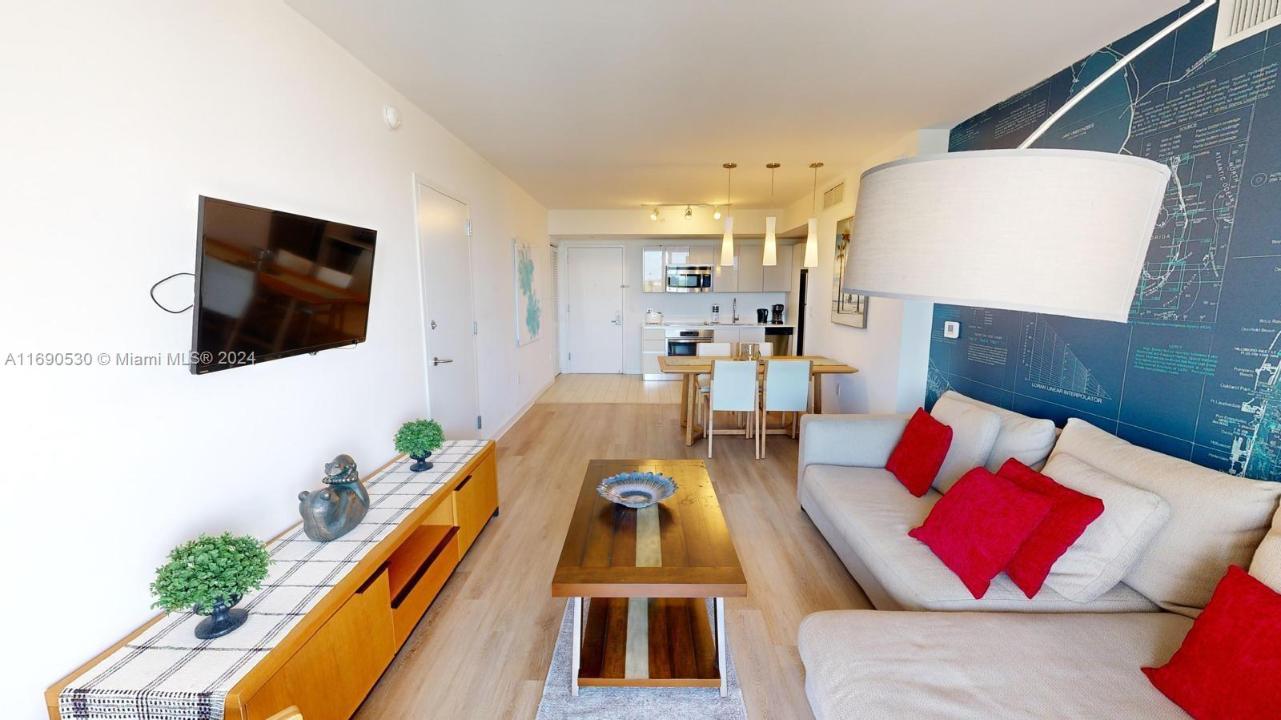 2602 E Hallandale Beach Blvd R610, Hallandale Beach, フロリダ 33009, アメリカ合衆国