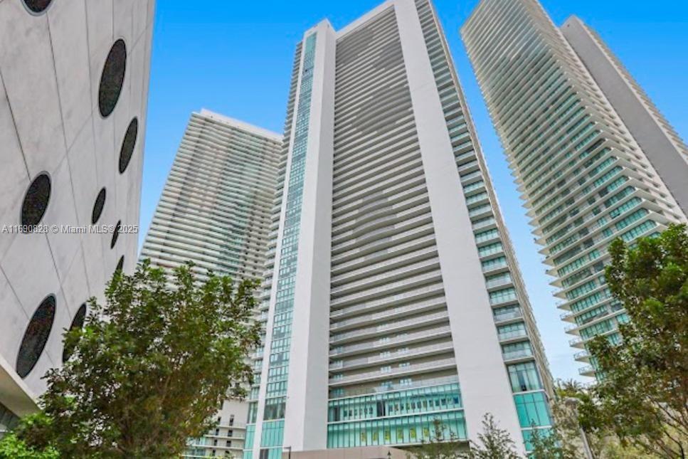 650 NE 32nd St 602, Miami, Florida 33137, Estados Unidos