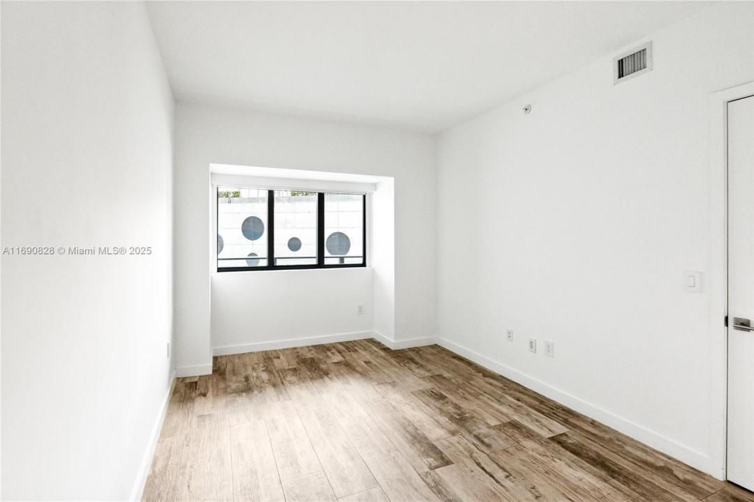 650 NE 32nd St 602, Miami, Florida 33137, Estados Unidos
