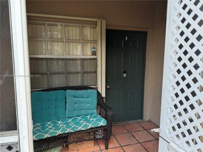 8664 SW 3rd St 101, Pembroke Pines, Florida 33025, USA
