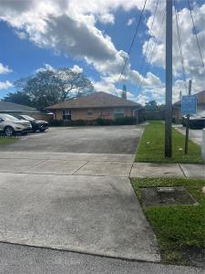 2506 NW 21st St 1, Fort Lauderdale, Florida 33311, USA