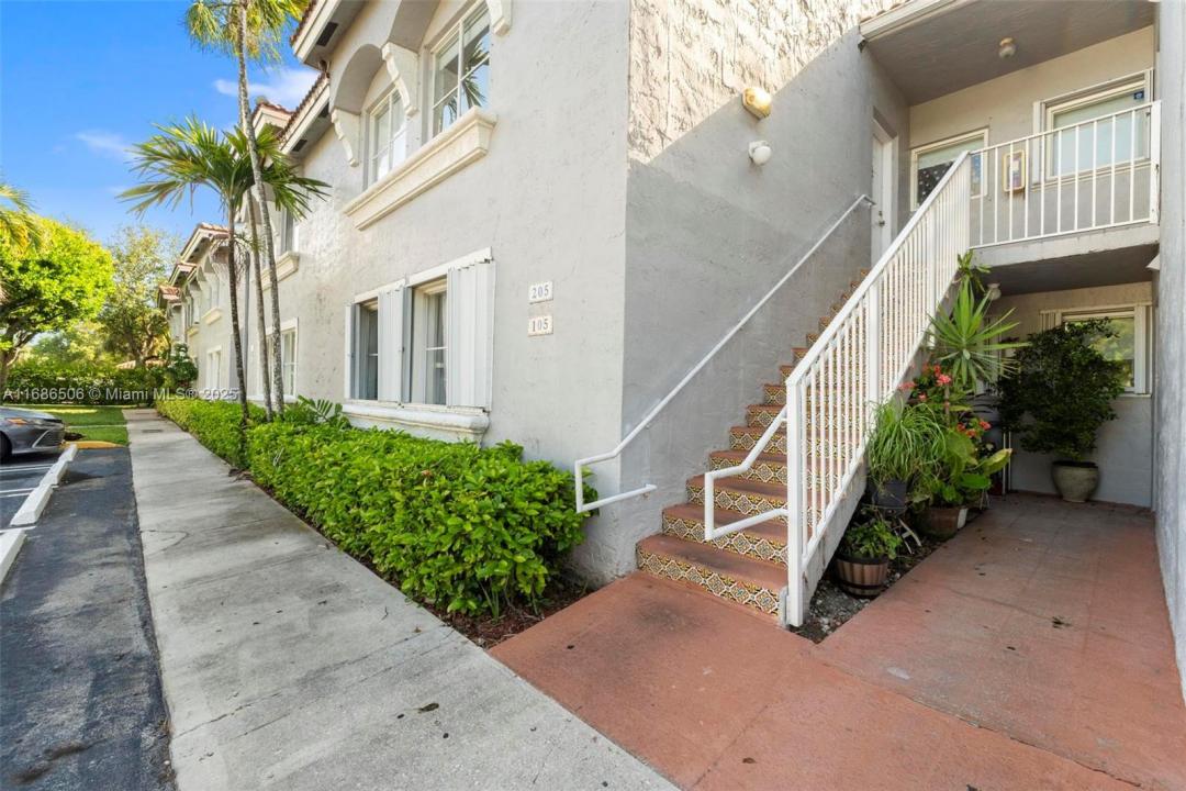4736 NW 114th Ave 205, Doral, Flórida 33178, Estados Unidos