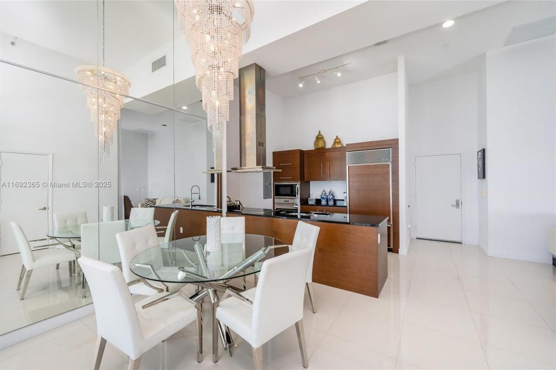 495 Brickell Ave 4103, Miami, Florida 33131, Stati Uniti