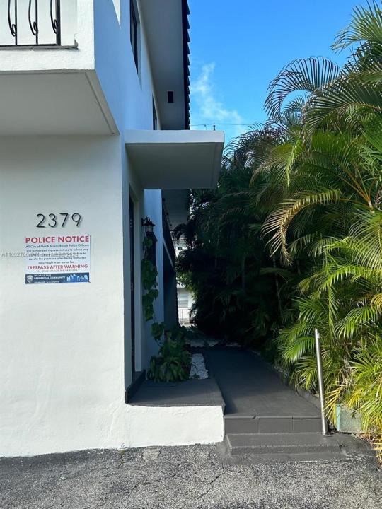 2379 NE 172nd St, North Miami Beach, 플로리다 33160, 미국
