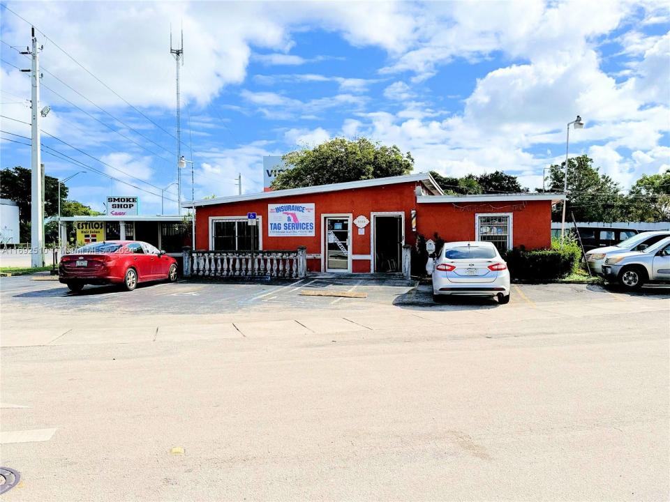 5720 W Hallandale Beach Blvd, West Park, Flórida 33023, Estados Unidos