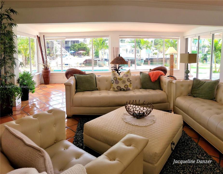2781 NE 23rd Ct, Pompano Beach, Floride 33062, États-Unis