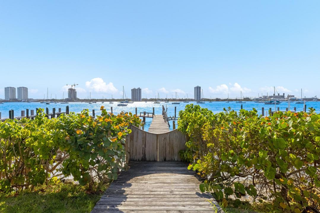 1246 N Lake Way, Palm Beach, פלורידה 33480, ארצות הברית של אמריקה 