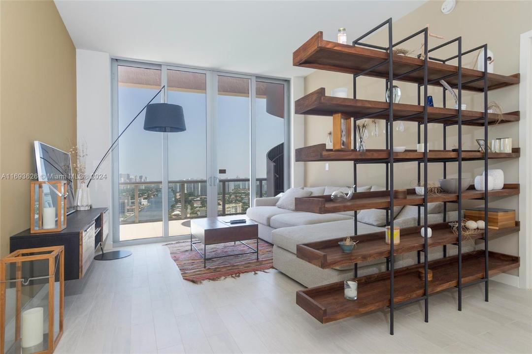 2600 E Hallandale Beach Blvd T3307, Hallandale Beach, Florida 33009, Estados Unidos