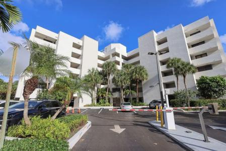 4201 N Ocean Dr 304, Hollywood, Florida 33019, USA