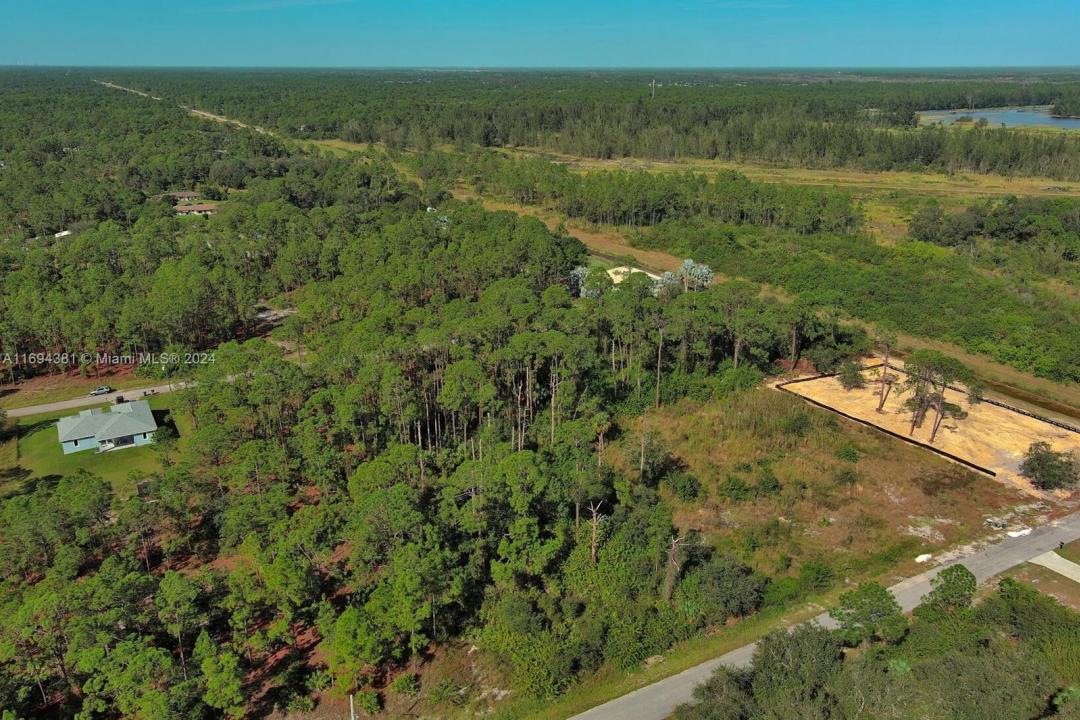 1515 Glenn Ave, Lehigh Acres, Floride 33972, États-Unis