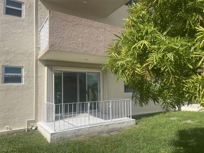 10300 Coral Way D14, Miami, Florida 33165, USA