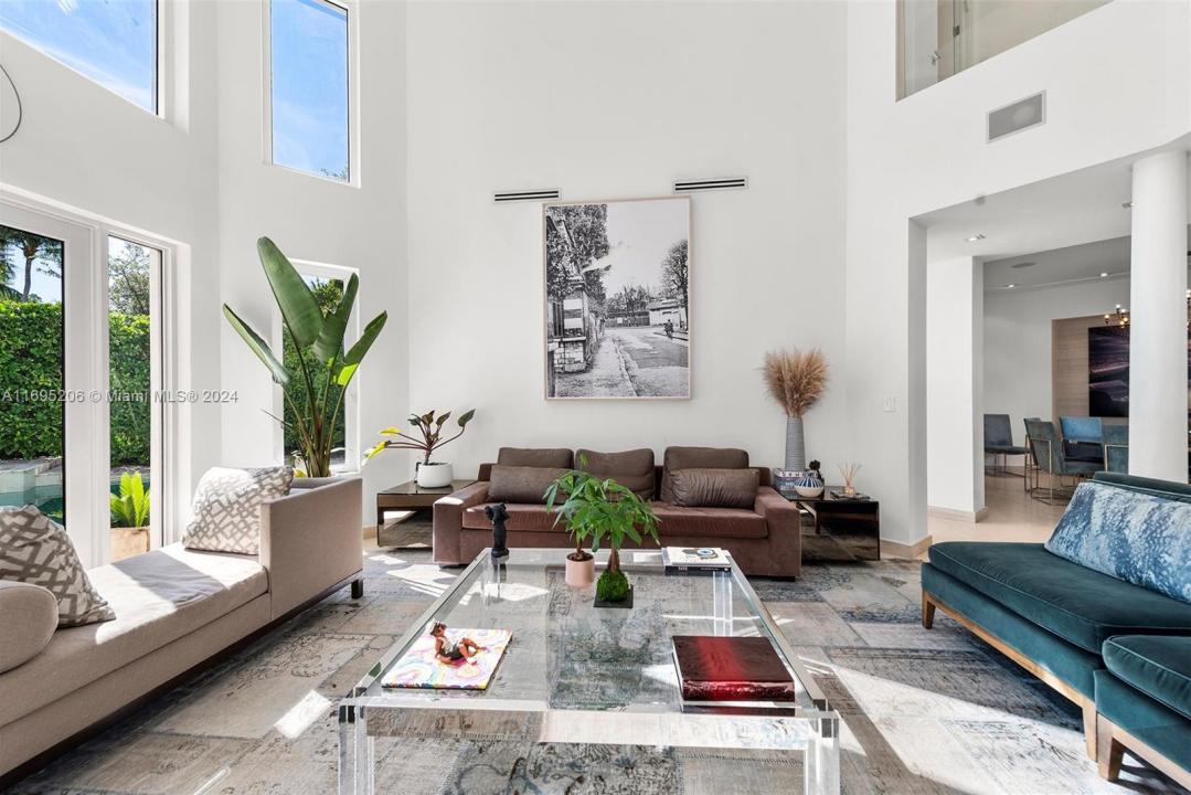 3752 NE 199 ST, Aventura, Florida 33180