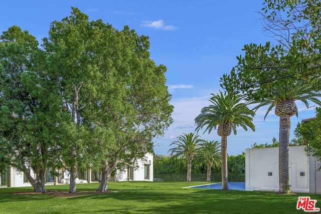 S Mapleton Drive, Los Angeles, California 90024