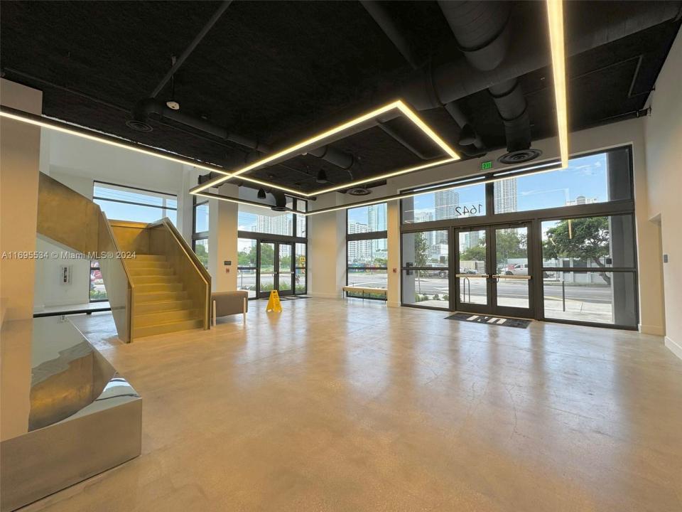 1642 NE 1st Ave 2203, Miami, Floride 33132, États-Unis