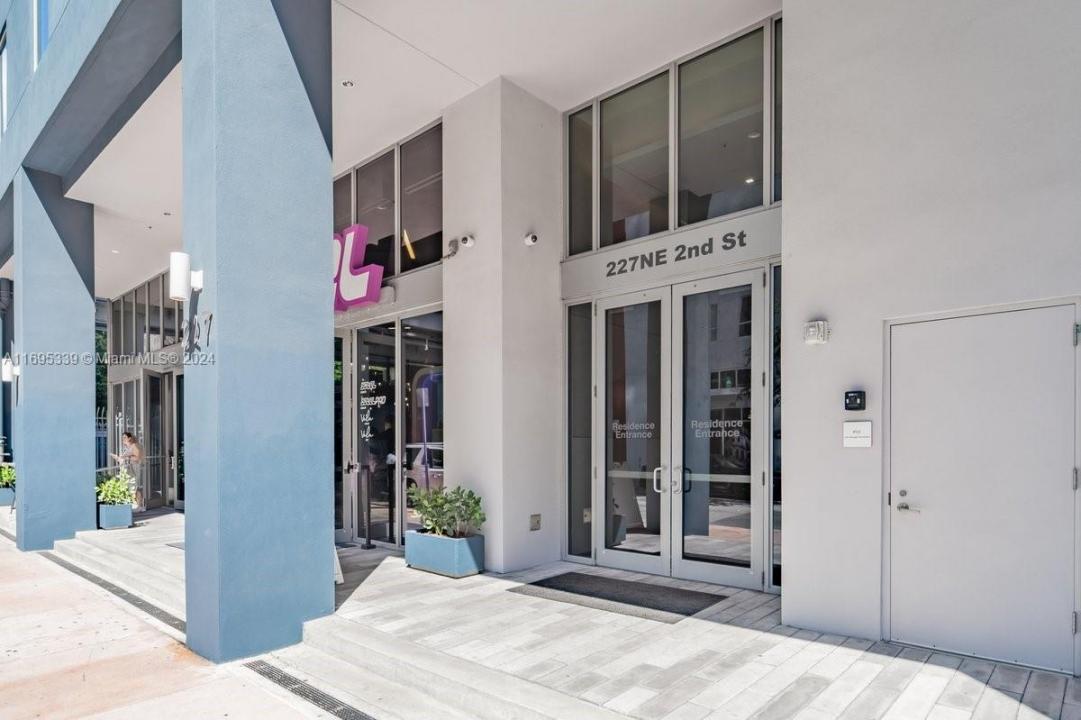 227 NE 2nd St 2613, Miami, Florida 33132, Stati Uniti
