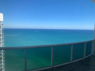 15811 Collins Ave 4203, Sunny Isles Beach, Florida 33160, USA