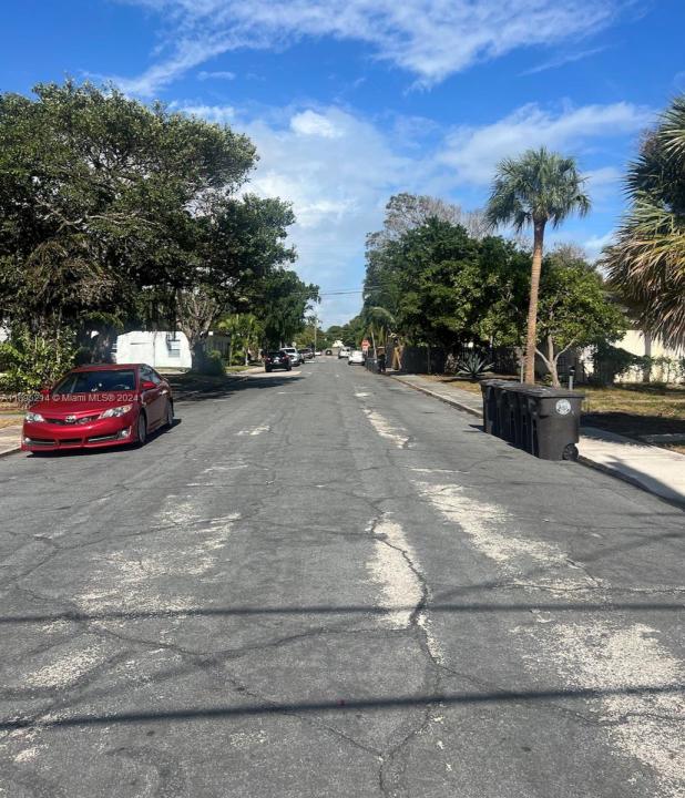 3720 Morton Ave 2, West Palm Beach, Florida 33405, Stati Uniti