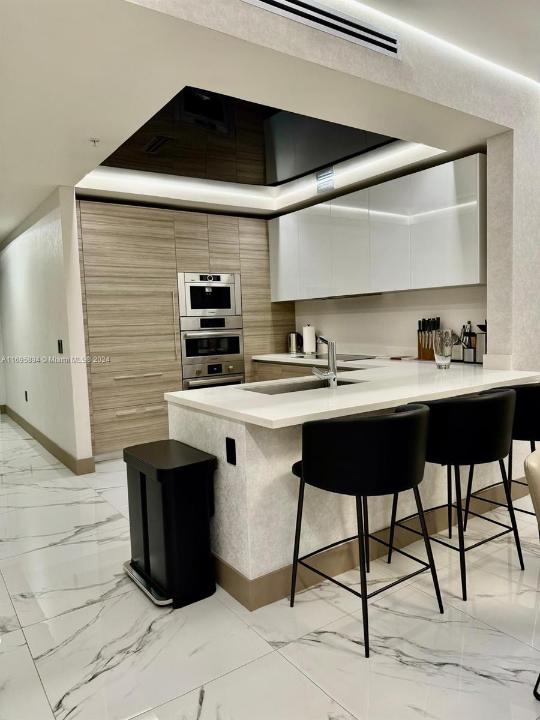 330 Sunny Isles Blvd 5-603, Sunny Isles Beach, Floride 33160, États-Unis