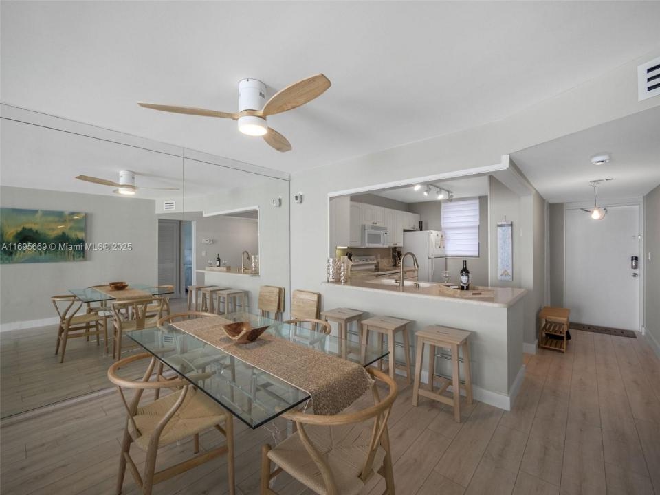 9940 S Ocean Dr 508, Jensen Beach, Floryda 34957, USA