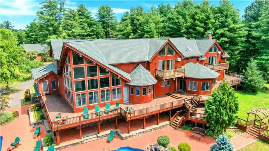 941 Starlight Road, Thompson, Nueva York 12701, Estados Unidos