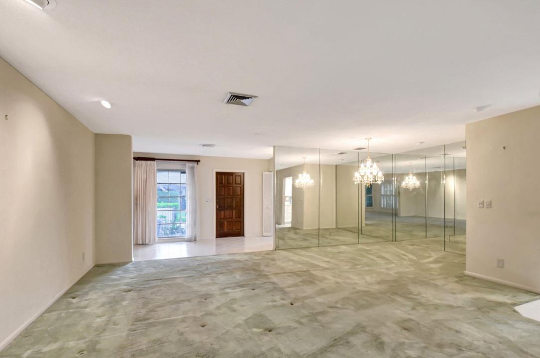 428 Pine Villa Drive, Atlantis, Florida 33462, USA