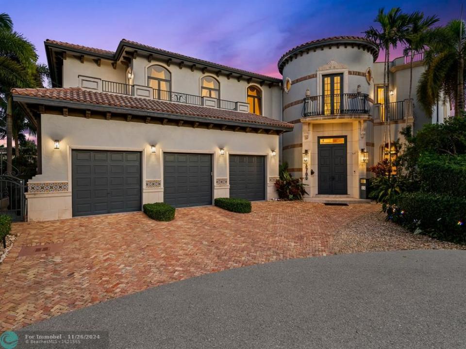 3700 NE 28th Ave, Lighthouse Point, Florida 33064